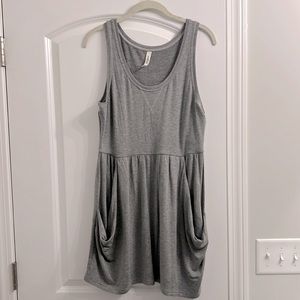 Kensie Gray Dress size L